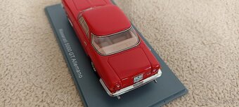 Predám model Maserati 5000 GT Allemano 1:43 Neo - 7