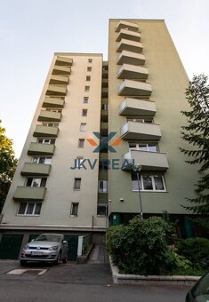 2,5 izbový byt s balkónom na PRENÁJOM v Bratislave, Ružová d - 7