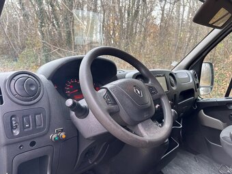 Renault master plošina 12,5m - 7