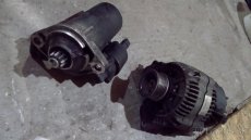 VW Golf 4 - dvere, štartér, poloosy, riadiace jednotky - 7