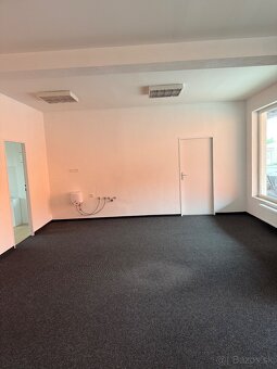 Prenájom obchodných priestorov – 155 m² vedľa OBI v SNV - 7