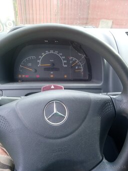 Mercedes Vito V-class V200 - 7