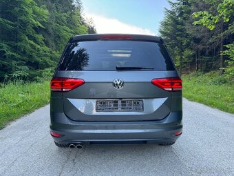 Volkswagen Touran 2.0 TDI DSG 7Miest SCR BMT 190k Highline - 7