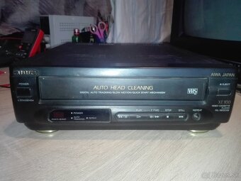 VHS videoprehrávač AIWA+TV farebné, 14“. - 7