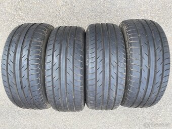 Predám štyri letné gumy Achilles 225/55 ZR16 99W - 7