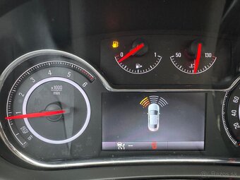 Opel Insignia 2.0CDTi - 7