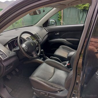 Peugeot 4007 - 7
