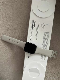 Apple Watch SE - 7