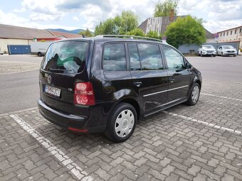 Volkswagen Touran 1.4tsi DSG. - 7