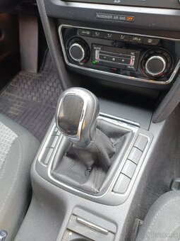 Predám Škoda Superb 2 facelift 1,6tdi - 7
