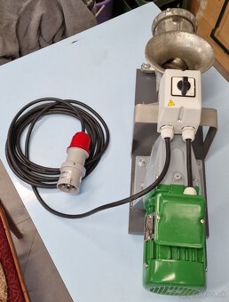 Predám elektrický mlynček na mäso- Porkert 32 - 7