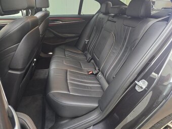 BMW 5 Series M550 M Sport - xDrive - Benzín - 7