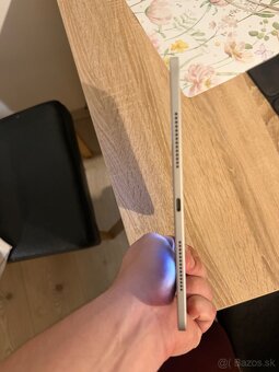 iPad - 7