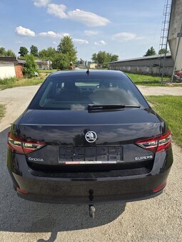 Škoda Superb - 7