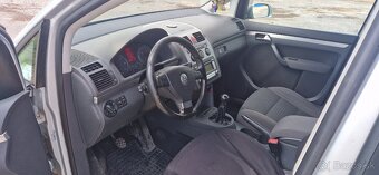 Volkwagen Touran - 7