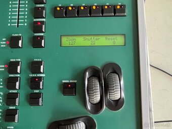 SVETELNY PULT ZERO 88 MAMBO FROG DMX 1024 + CASE - 7