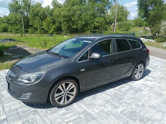 Opel Astra J Sport Tourer - 7