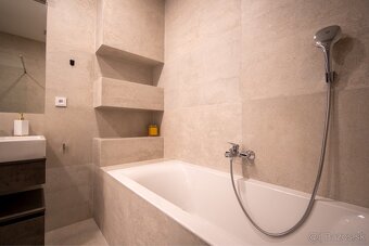 2 izbový byt prenájom 60m2, Hradný vrch, Staré Mesto, BA - 7