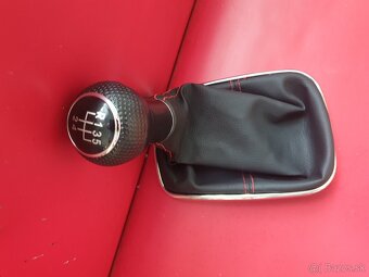 Rozpredam Vw Golf 4 1,6 SR 74kw benzin - 7