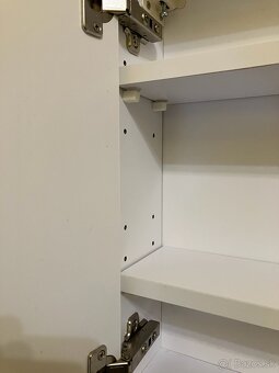 Zrkadlová skrinka do kúpeľne - 7
