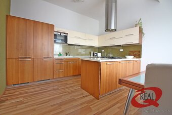 BEZ PROVÍZIE//3-IZBOVÝ BYT NA KOLIBE, 2xLOGGIA, PARKING - 7