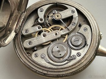 Velké 66 mm, 202 g těžké staré železniční hodinky s lokomoti - 7