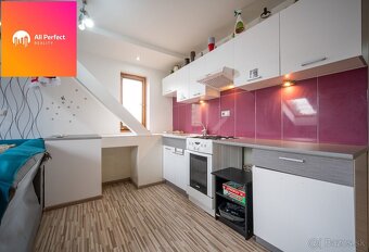 Polyfunkčný dom s obchodom a bytom na predaj - 7