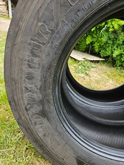 315/70 R 22,5 - 7
