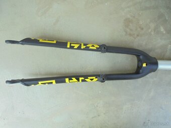 Pevne Vidlice MTB 29 er. + 26 er.na "V" Brzdy. - 7