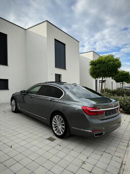 BMW 730Ld xDrive - 7