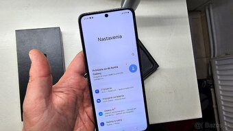 Samsung Galaxy Z Flip 5 tmavý 256GB - aj vymením - 7