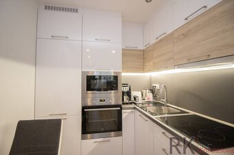 Krásny 2-izb.byt s loggiou v TOP lokalite, Terasa - Trieda S - 7