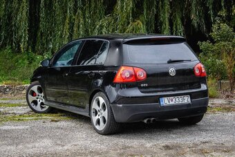 Volkswagen Golf 2.0 GTI ,147kW - 7