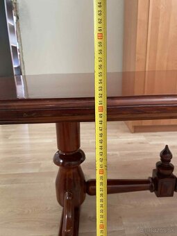 Drevený konferenčný stolík - 7