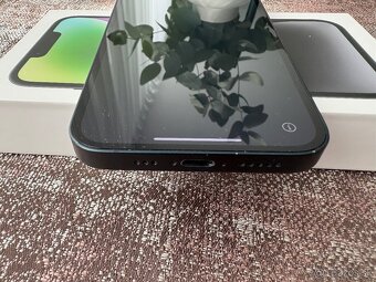 Predám Iphone 14 128 GB - 7