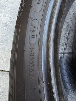 235/55 R19 - 7