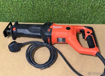 MAKITA Píla chvostovka M4501 s anglickou koncovkou - 7
