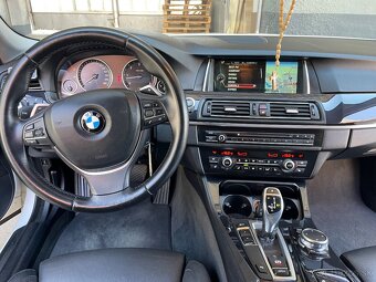 BMW Rad 5 530d F10. - 7