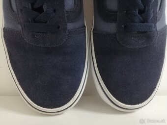 VANS 41 - 7