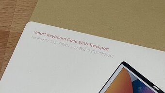 Smart keyboard case with trackpad - 7