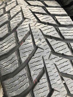 Zimné pneu - Nokian Tyres - 195/60 R16 C - Snowproof C - 7