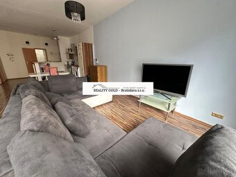 Ponúkame na predaj 1 izb. byt 67 m2 + terasa 16 m2 na Micki - 7