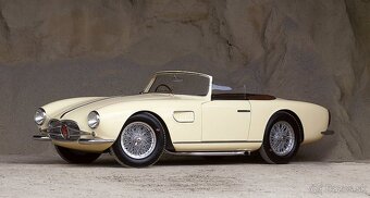 Predám model Maserati 1500 GT Fantuzzi Spider 1:43 MATRIX - 7