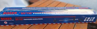 Akumalorovy vyžinač travy - 7