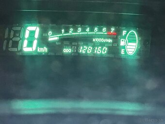 Toyota Yaris 1.0 (2002) – 128 000 km, STK/EK do 9/2026 - 7