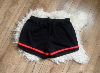 Nike dri fit šortky - 7