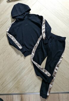 NOVE Guess cierna teplakova suprava rozne druhy XS - 7