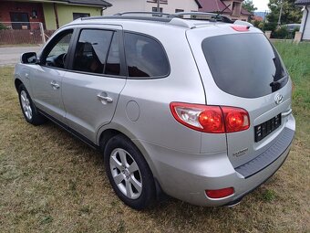 Hyundai Santa fe 4x4 2,2 diesel bez korózie - 7