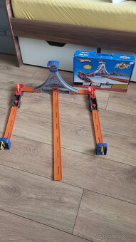 Predám Hot wheels dráhy - 7