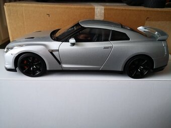 1:18 Autoart, Nissan - 7